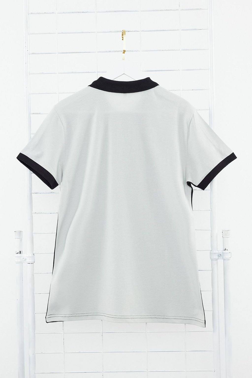 Siyah Renk Bloklu Regular/Normal Kesim %100 Pamuklu Polo Yaka T-shirt TMNSS24PO00009