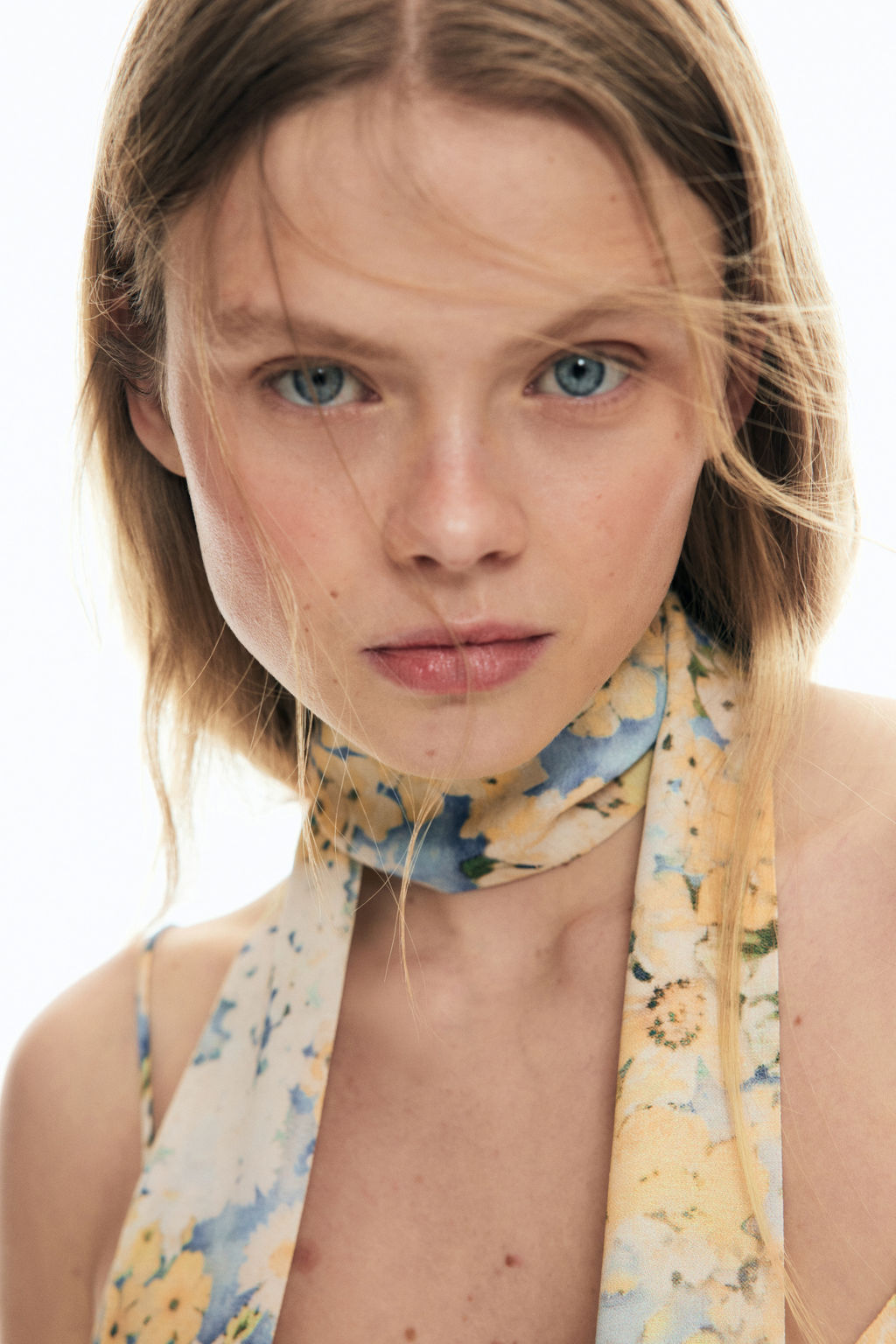 Vestido de gasa con volantes y fular - H&m фото 3