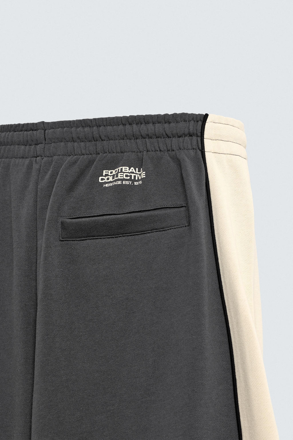 RELAXED FIT COLOUR BLOCK TROUSERS