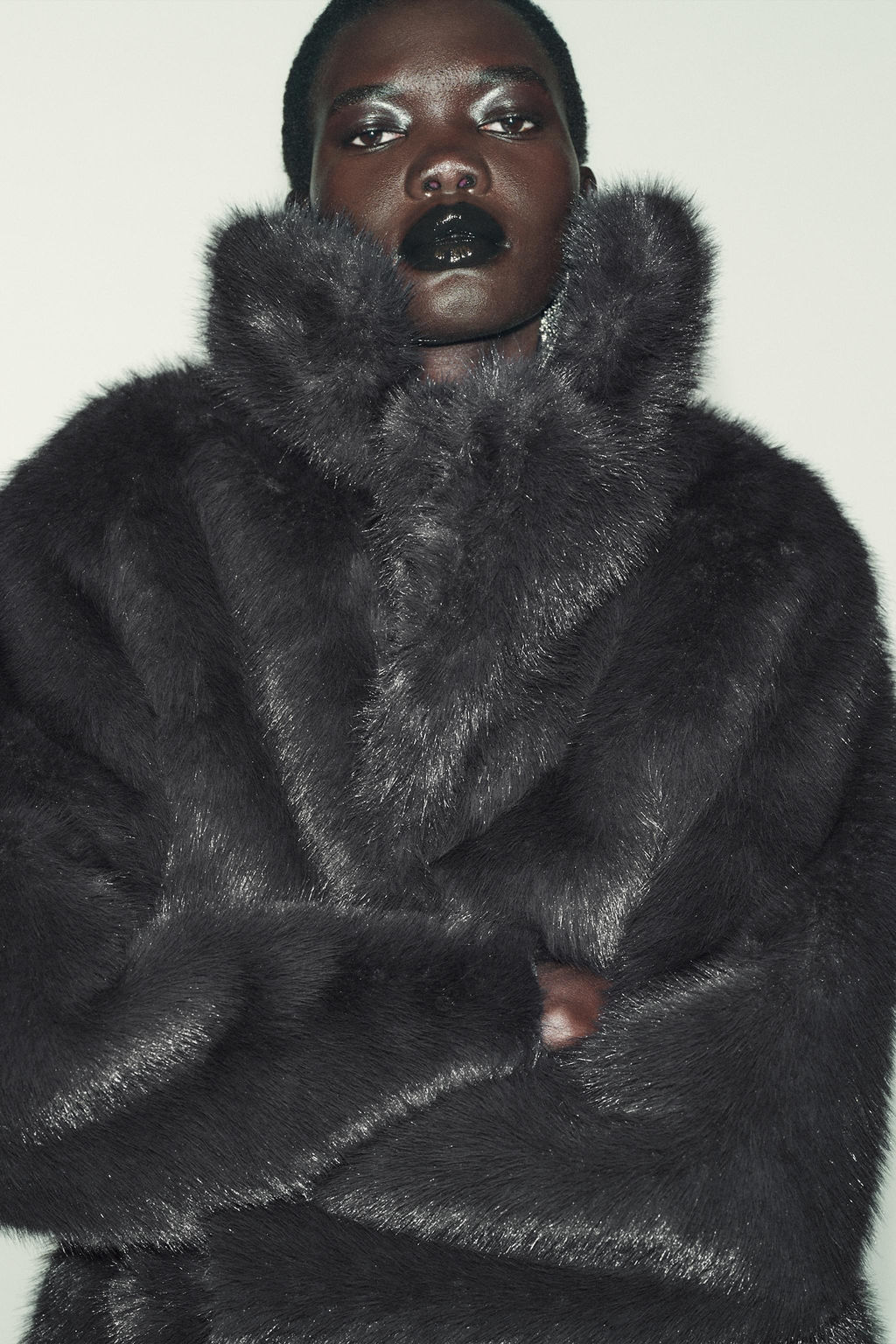 REVERSIBLE FAUX FUR SHORT COAT - Zara фото 7