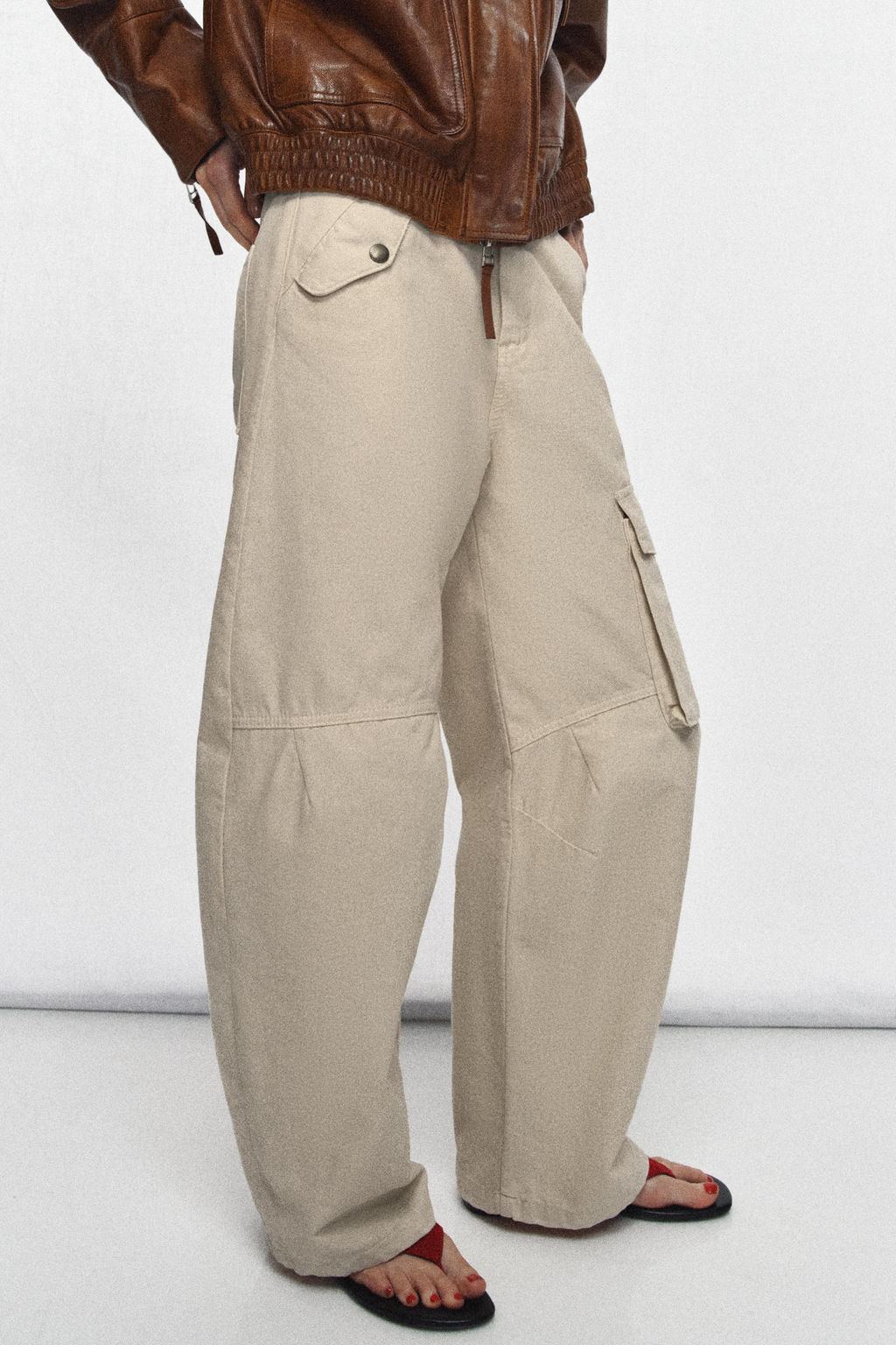 PANTAL?N CARGO ZW COLLECTION / Crudo - Zara фото 2