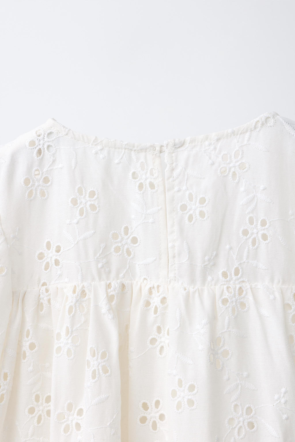 VESTIDO BORDADO / Crudo - Zara фото 6