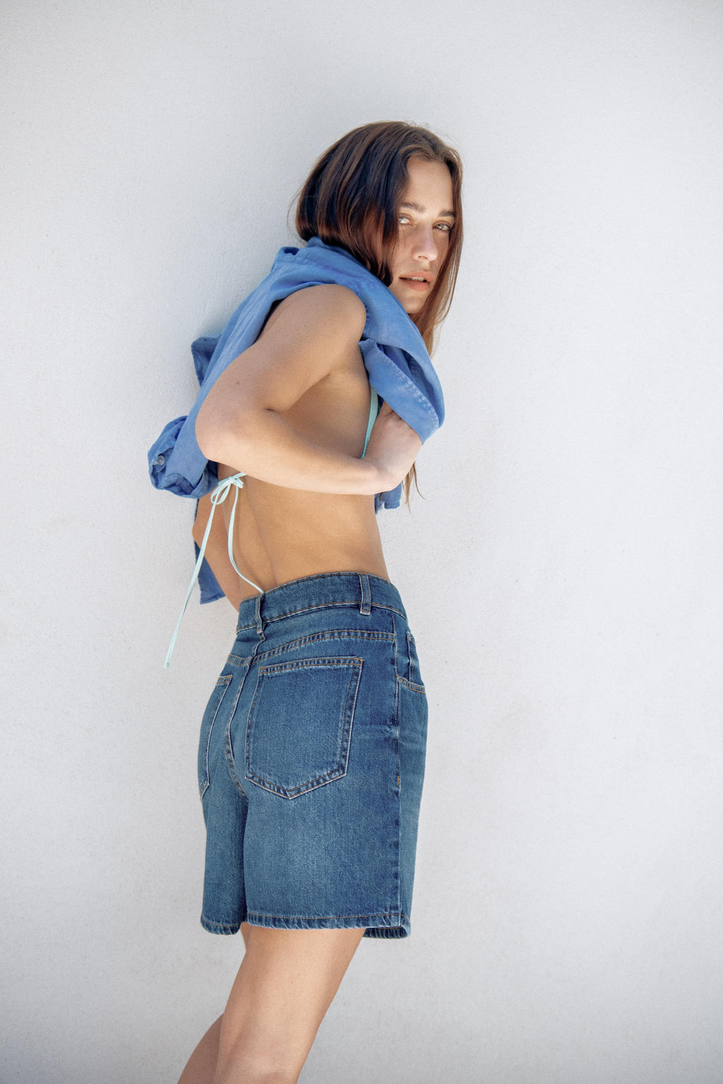 SHORTS DENIM TIRO ALTO ZW COLLECTION / Azul - Zara фото 6