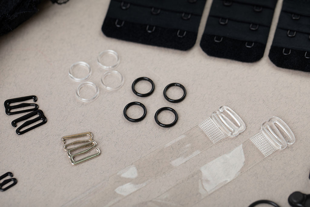 BLITZ CP02-10 кольцо пластик 10 мм 100 шт прозрачный