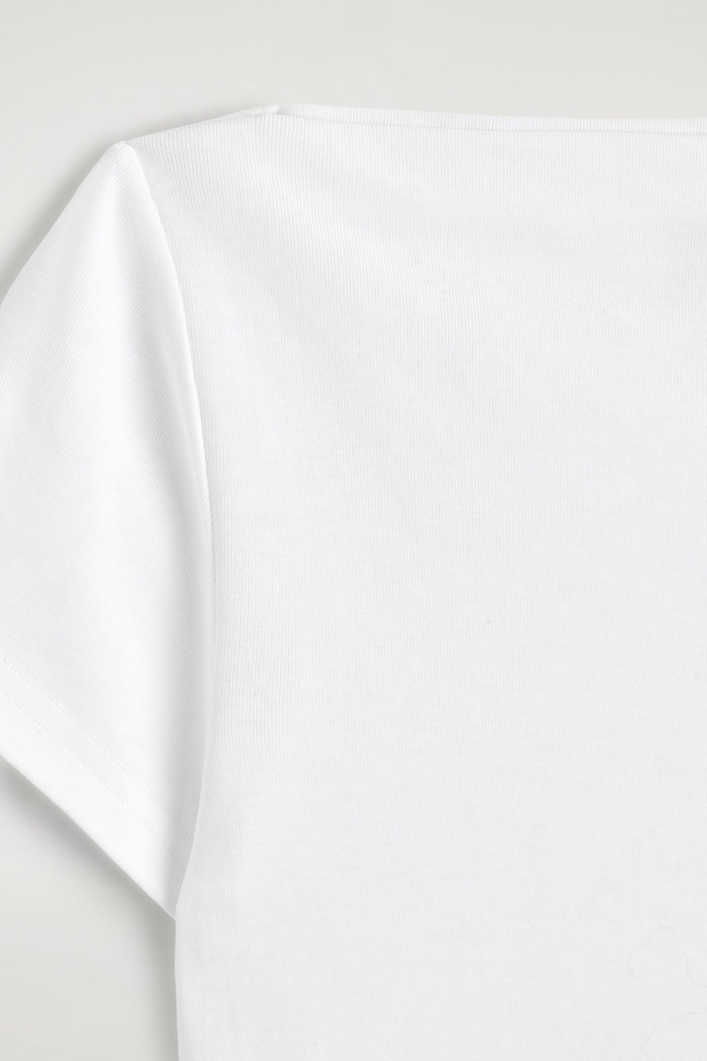 CAMISETA ALGOD?N CUELLO BARCO SLIM FIT - H&m фото 9