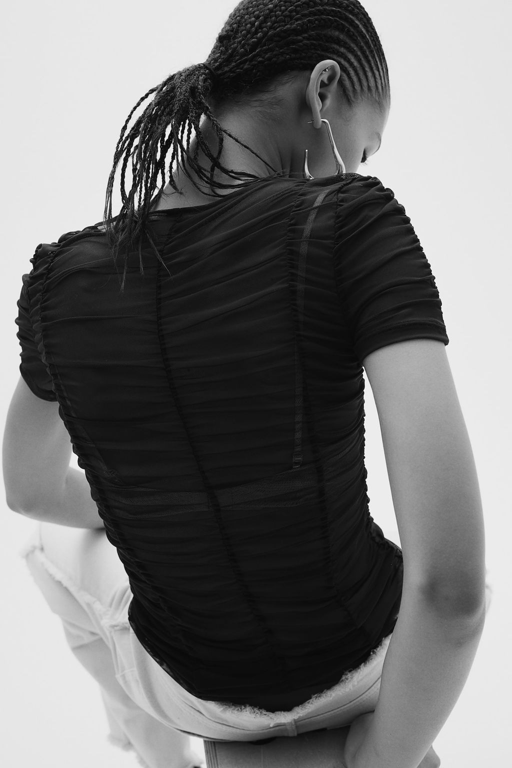 Top fruncido de malla - H&m фото 3