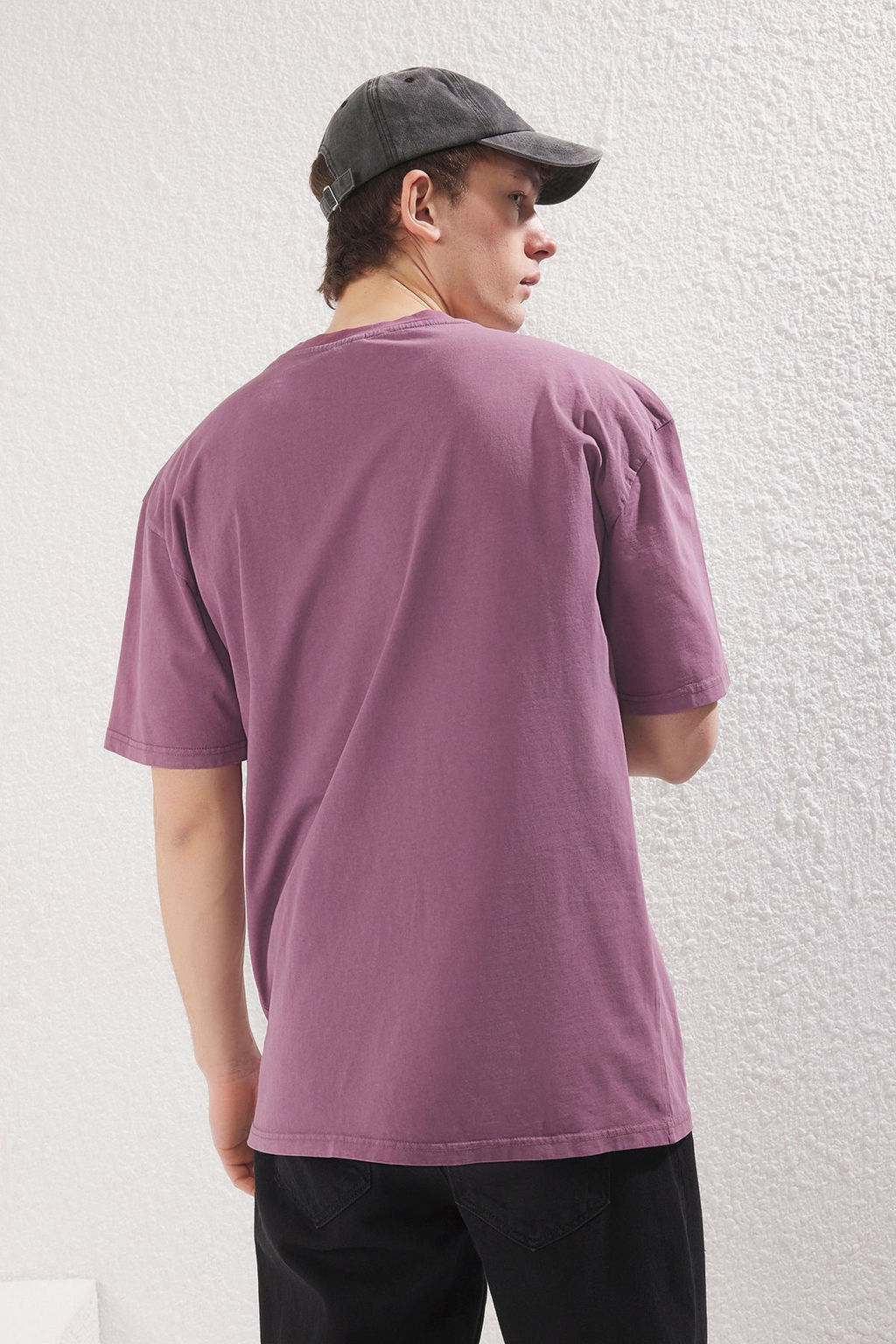 TRENDYOL MAN Premium Antrasit Oversize/Genis Kesim Soluk Efektli %100 Pamuklu T-Shirt TMNSS23TS00153 - Trendyolmilla фото 31
