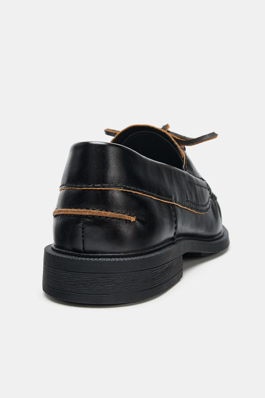 FLAT LEATHER DECK SHOES