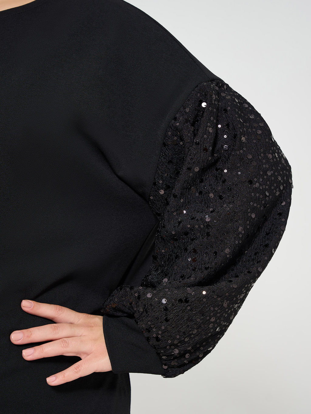 Джемпер 0269-1с черный кристалл