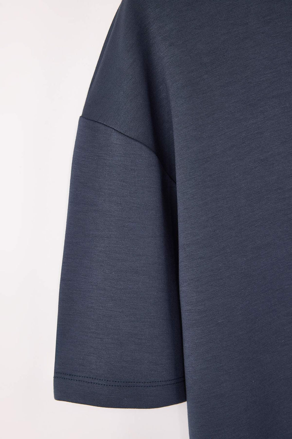 Indigo Oversize/Genis Kesim Yumusak Dokulu Basic T-Shirt TMNSS26TS00003