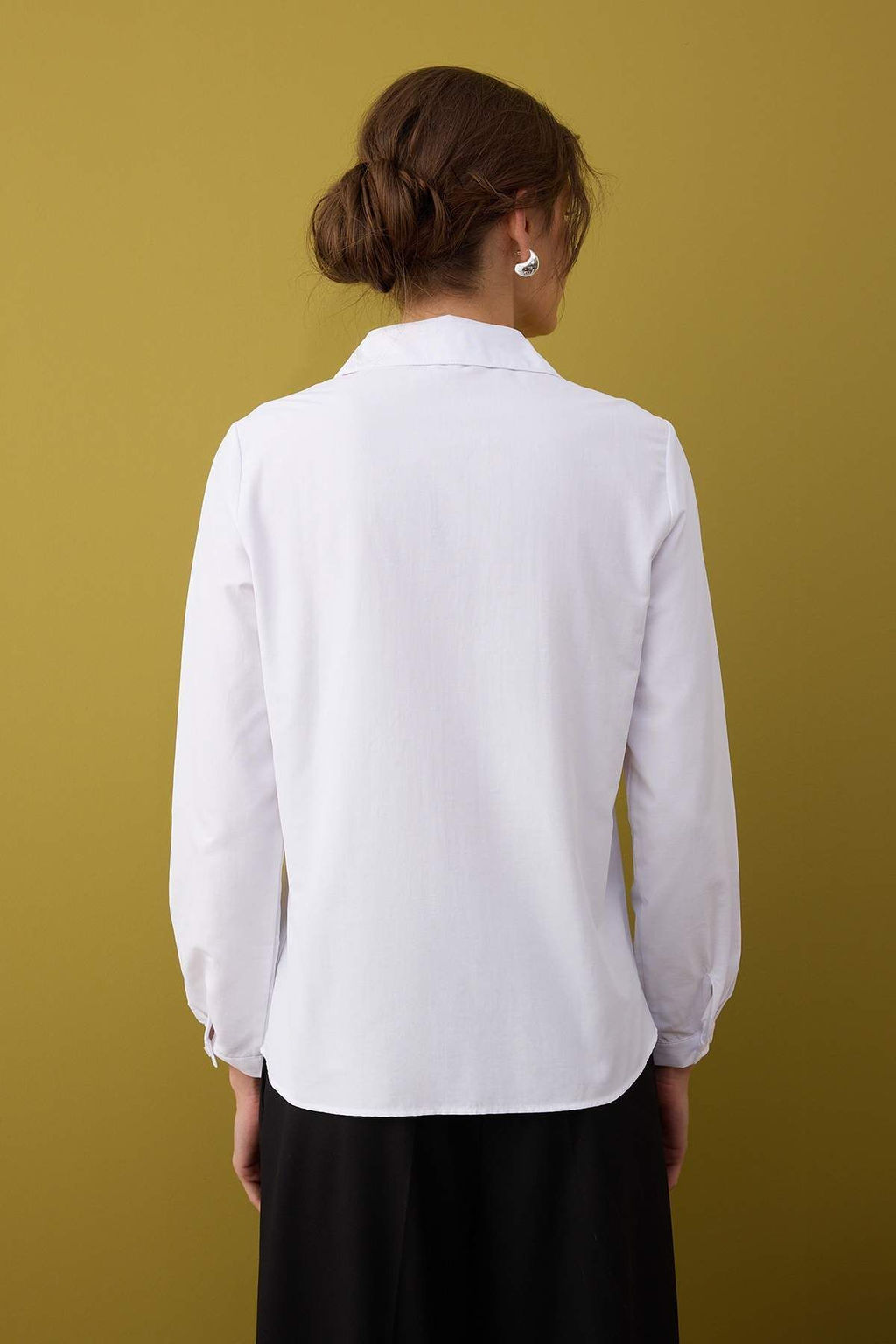 Beyaz Dokulu Oversize Dokuma Gomlek TWOAW26GO00019 - Trendyolmilla фото 4