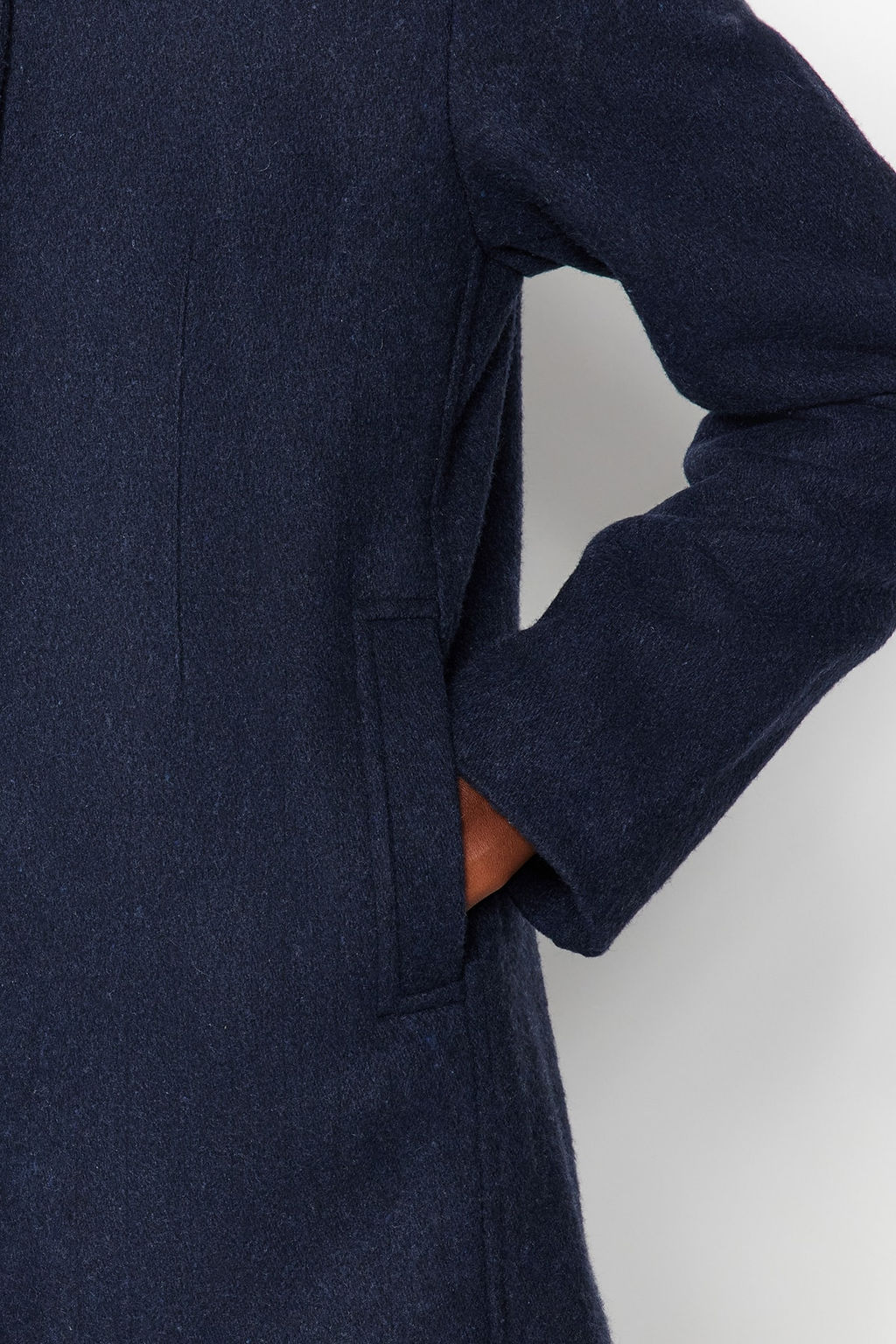 Lacivert Ribana Yaka Detayl? Yunlu Kase Kaban TWOAW24KB00059