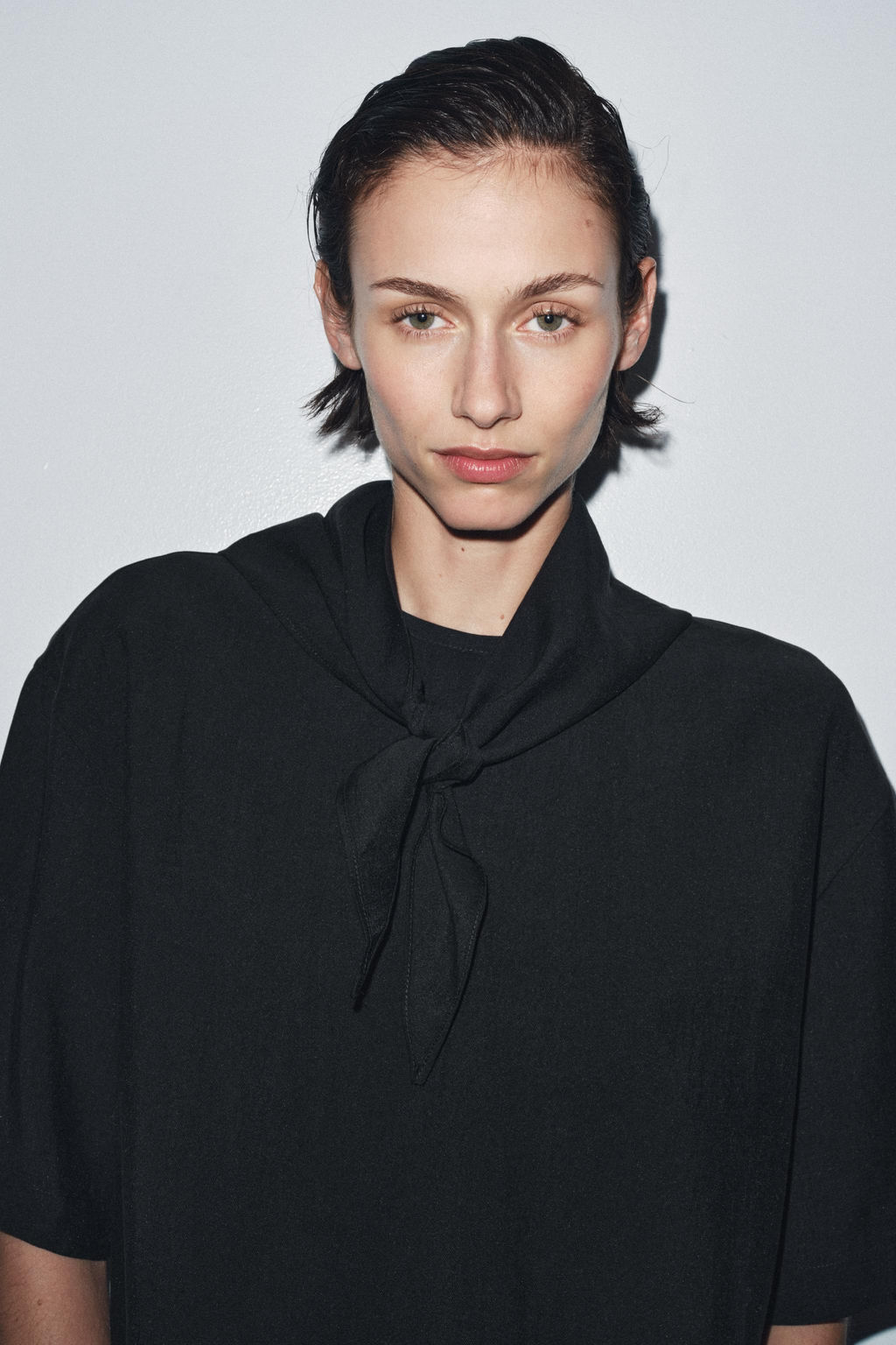 FLOWING BLOUSE WITH SCARF ZW COLLECTION - Zara фото 2