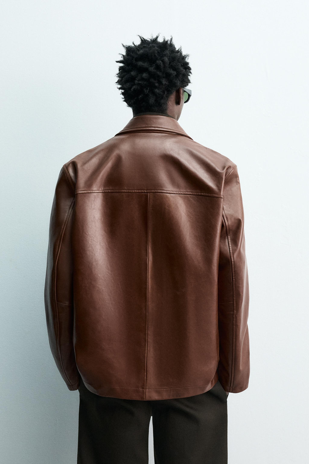 RELAXED FIT LEATHER BLAZER - Zara фото 3