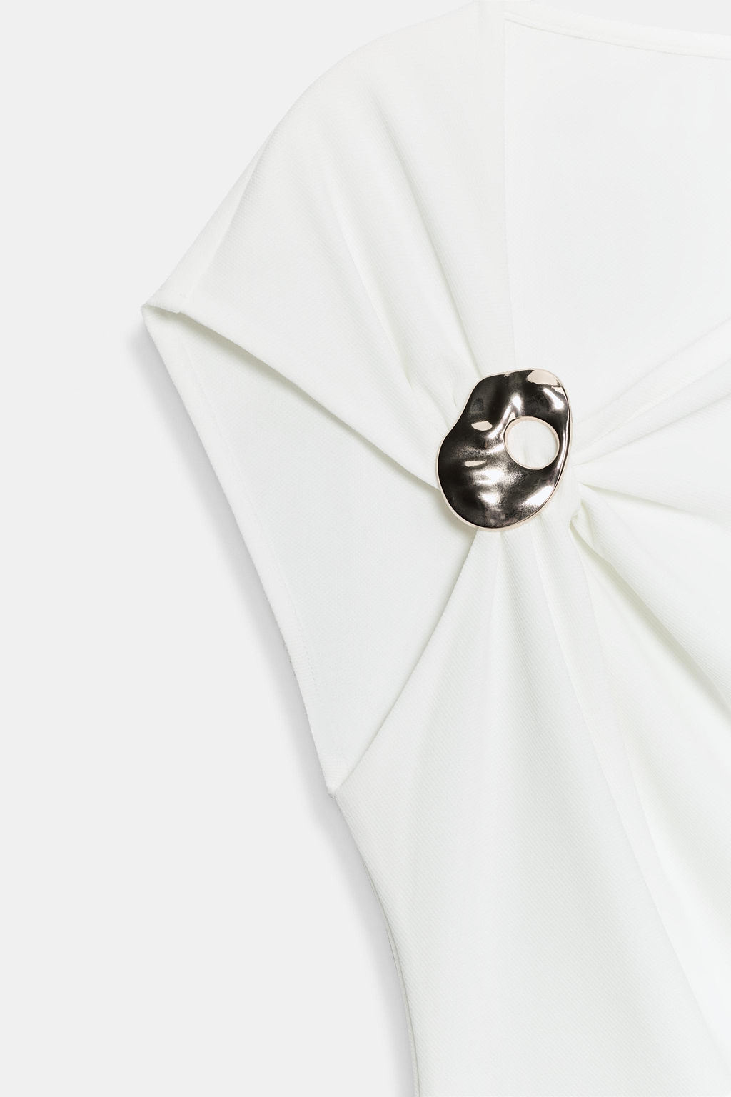 TOP DRAPEADO FORNITURA / Blanco roto - Zara фото 7