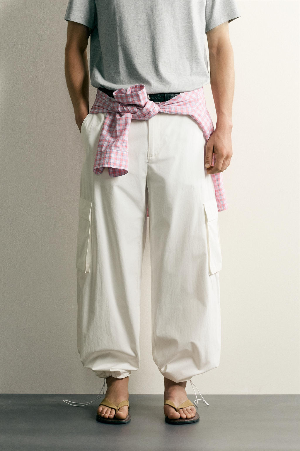 PANTAL?N JOGGER CARGO RELAXED FIT / Blanco - Zara фото 2