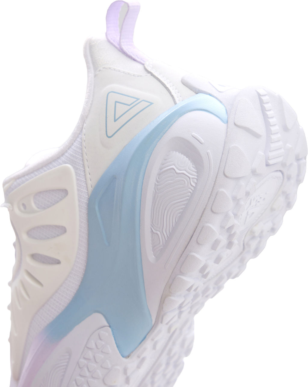 Кроссовки женские