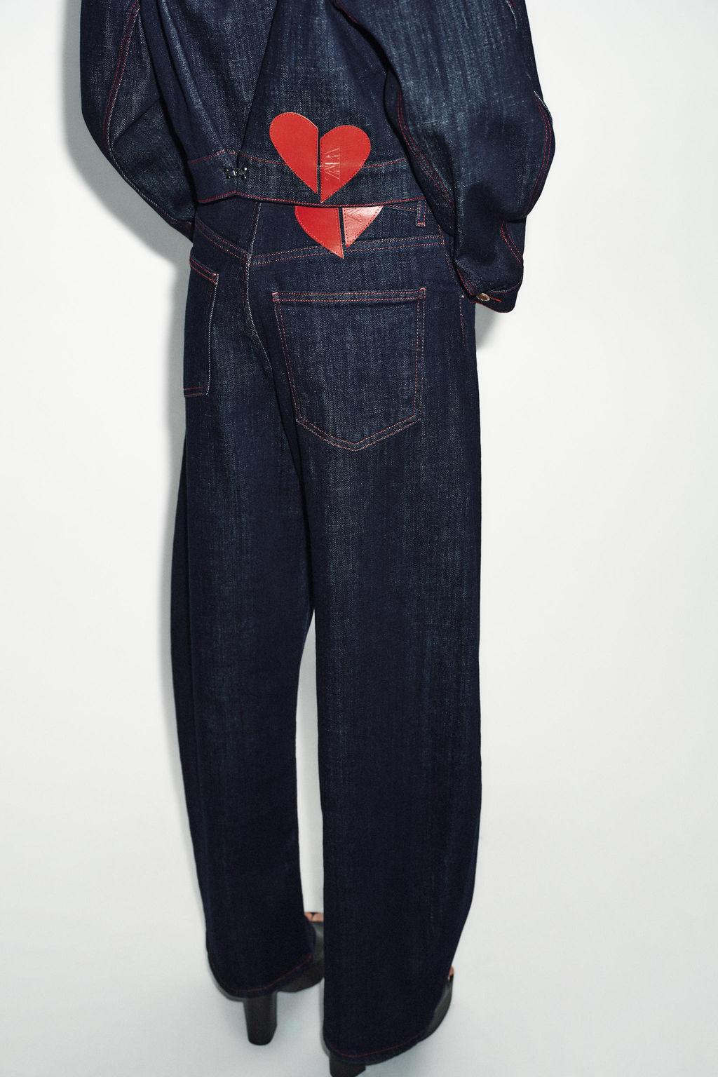 Z1975 HIGH-WAIST BARREL JEANS - Zara фото 4