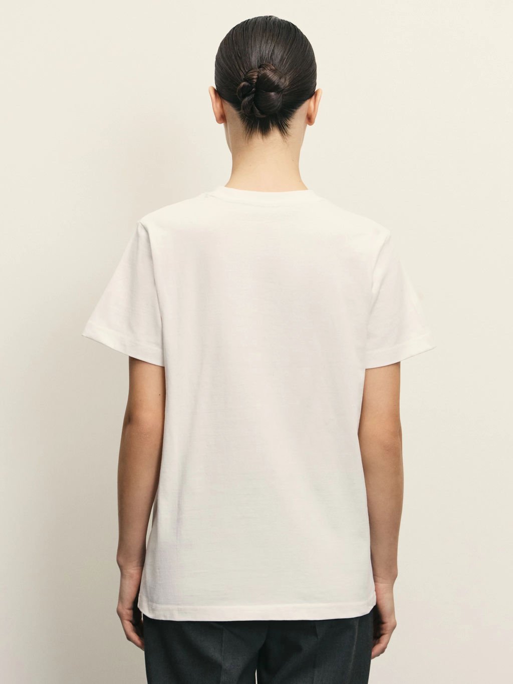 Футболка оверсайз с вышивкой / Zarina  фото 5