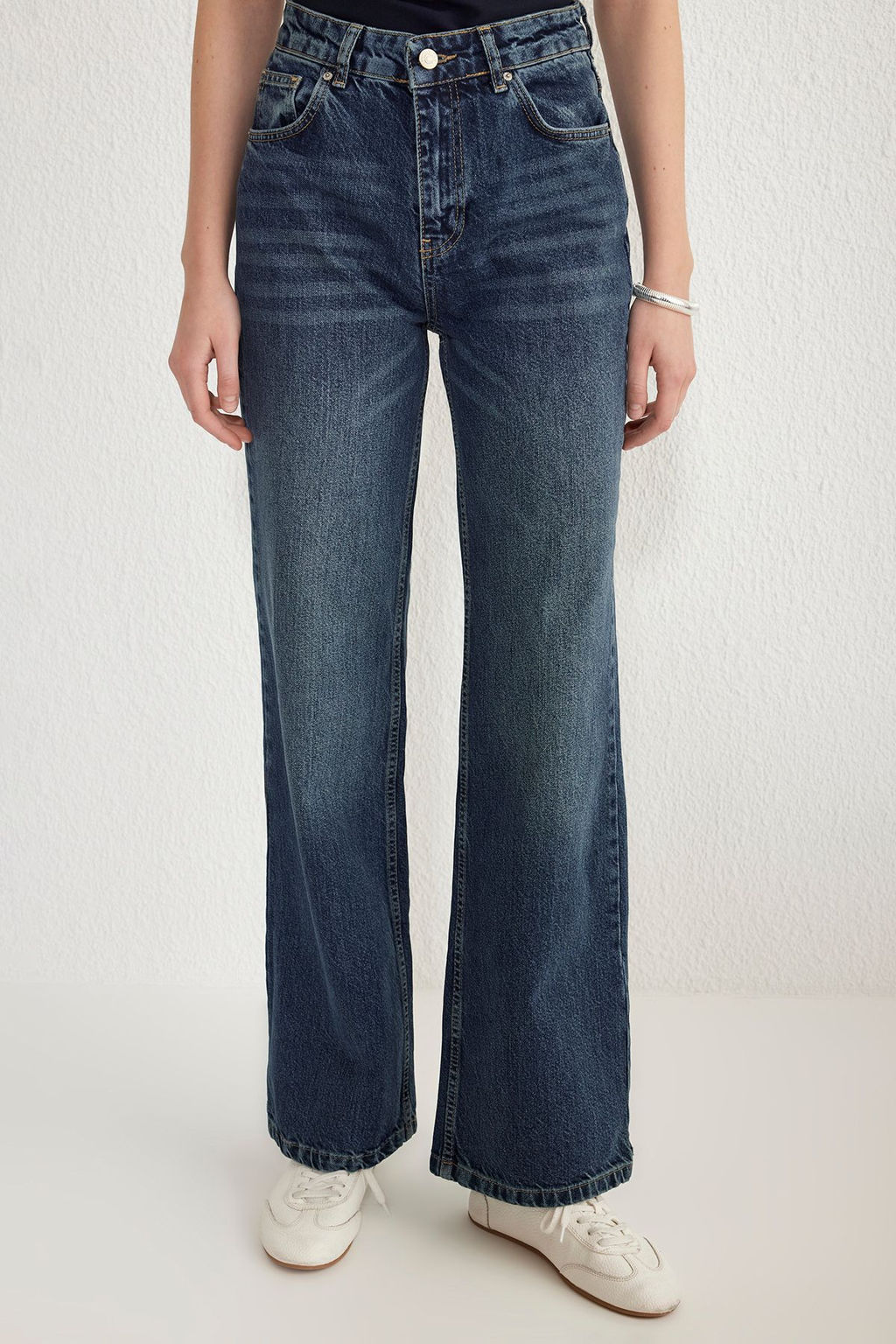 TRENDYOLMILLA Koyu Mavi Premium Yuksek Bel Wide Leg Jeans TWOSS25JE00089  фото 3