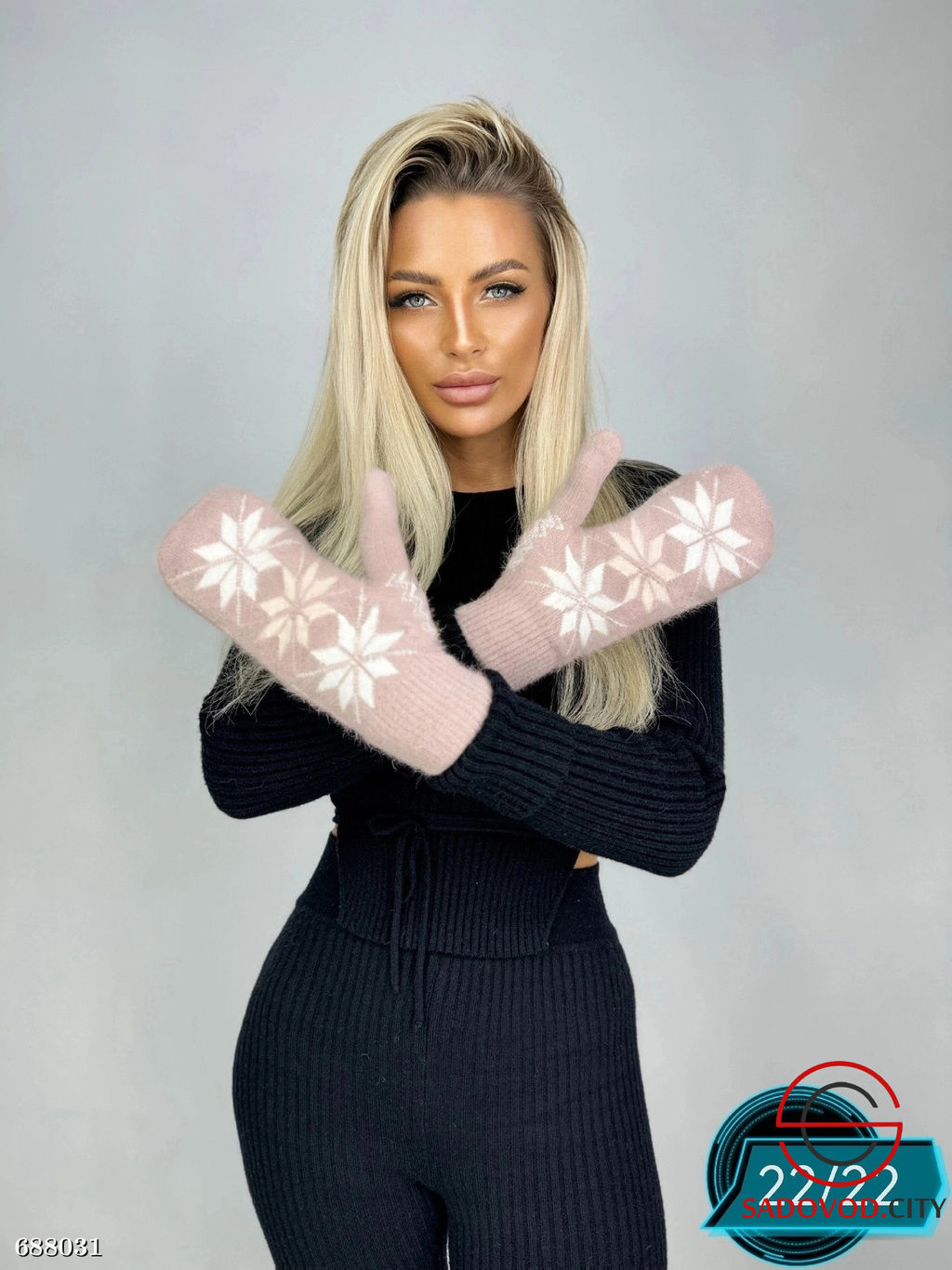 Женские теплые варежки с мехом