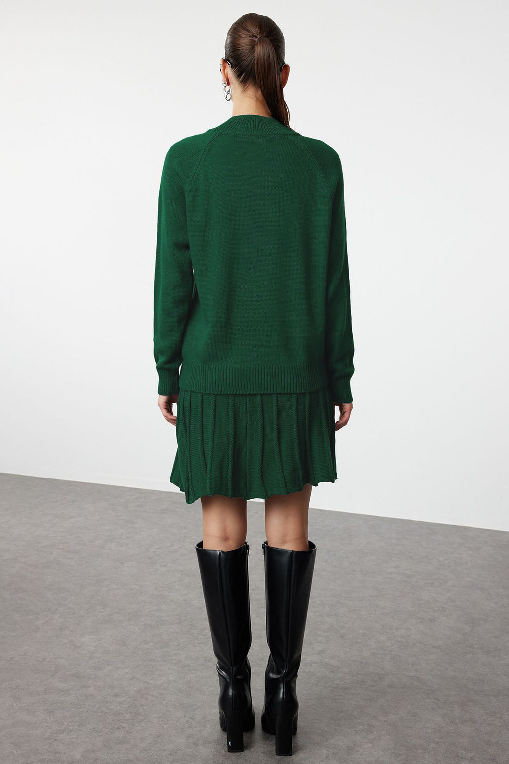 Zumrut Yesili Pileli Etekli Triko Alt-Ust Tak?m TWOAW23AU00184 - Trendyolmilla фото 5