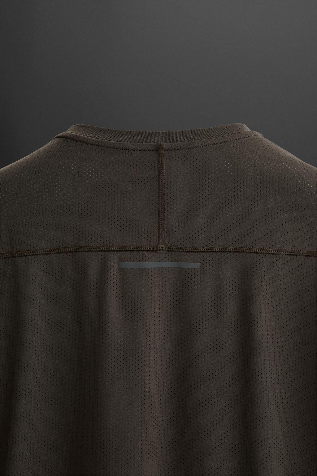 PERFORATED TRAINING T-SHIRT - Zara фото 9