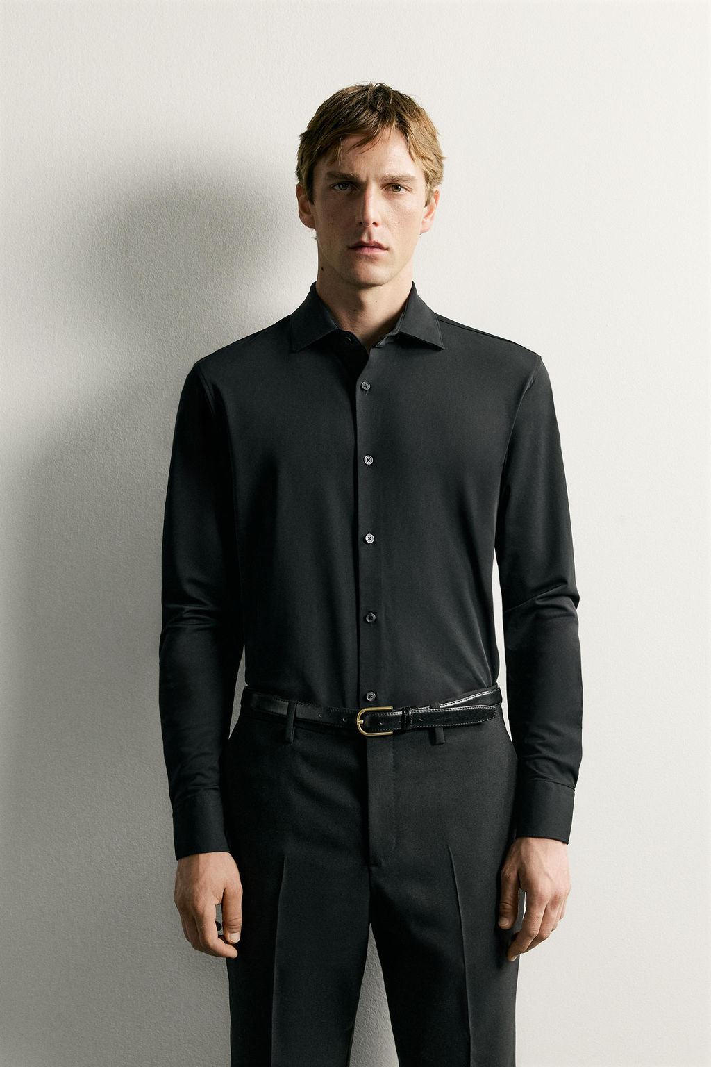 CAMISA REGULAR FIT ESTRUCTURA / Negro - Zara фото 2