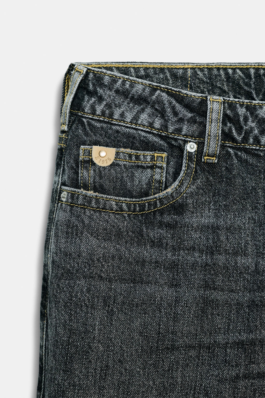 Z1975 STRAIGHT JEANS WITH TURN-UP HEMS