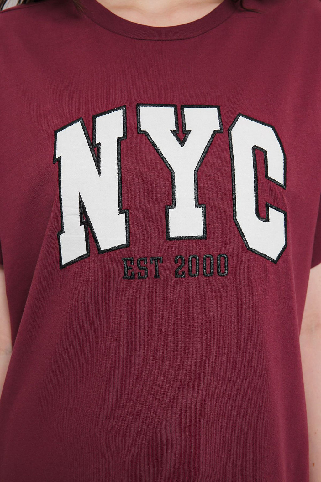 Bordo %100 Kal?n Pamuklu Oversize/Genis Pach Nak?sl? Orme T-Shirt TWOSS25TS00069