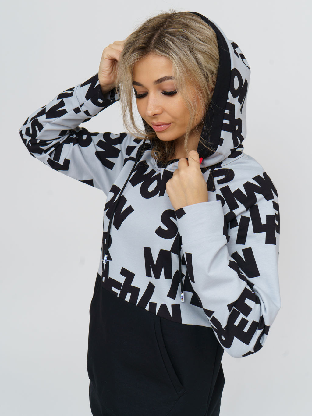 878 Костюм "Буквы на сером"