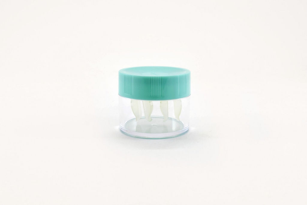 КОНТЕЙНЕР ДЛЯ КОНТ. ЛИНЗ Y-1