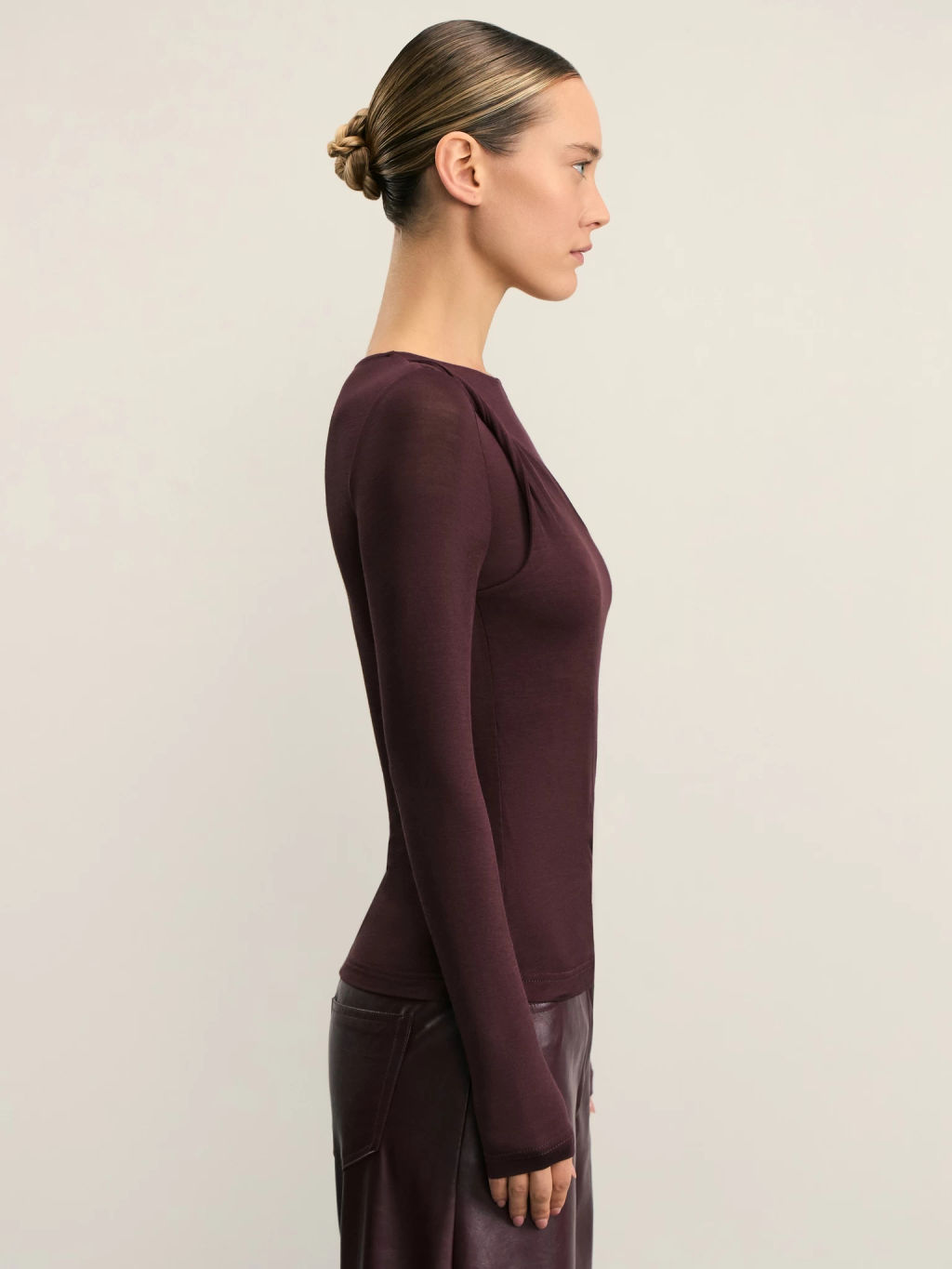 Лонгслив с декоративным узлом / Zarina  фото 4