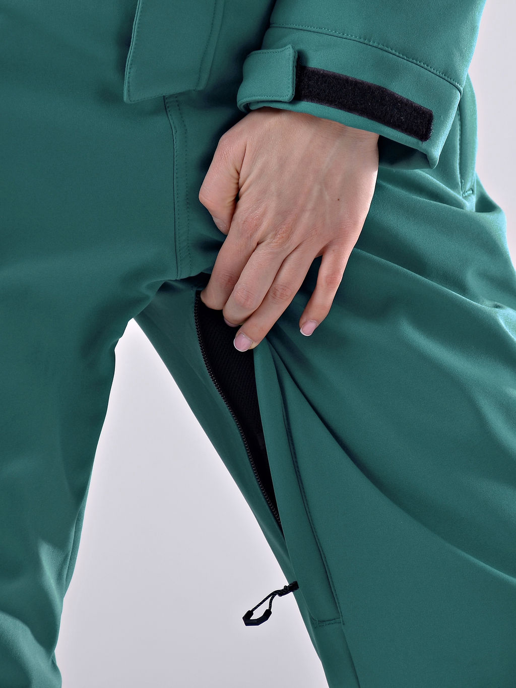 Женский зимний сноубордический комбинезон Alpha Endless 222/220730 GRN Изумрудный  фото 22