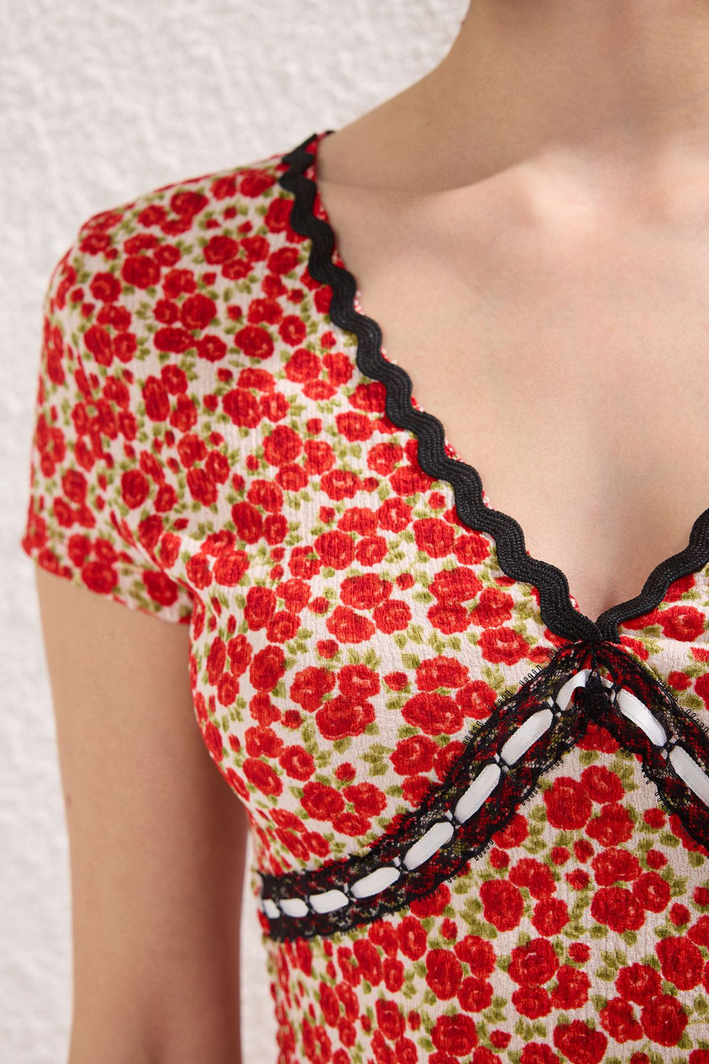 K?rm?z? Mini Serit Detayl? Skater/Belden Ac?lan Orme Elbise TWOSS25EL00543 - Trendyolmilla фото 4