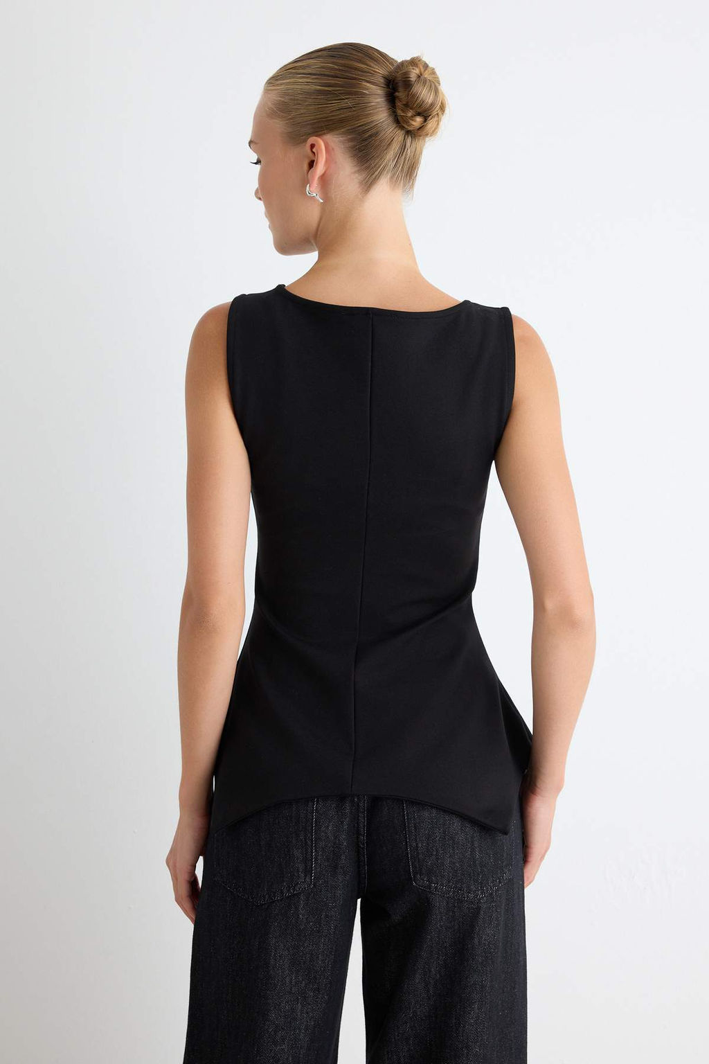 Siyah D_z Kay_k Yaka Peplum Asimetrik Kolsuz _rme Bluz TWOAW27BZ00265 - Trendyolmilla фото 4