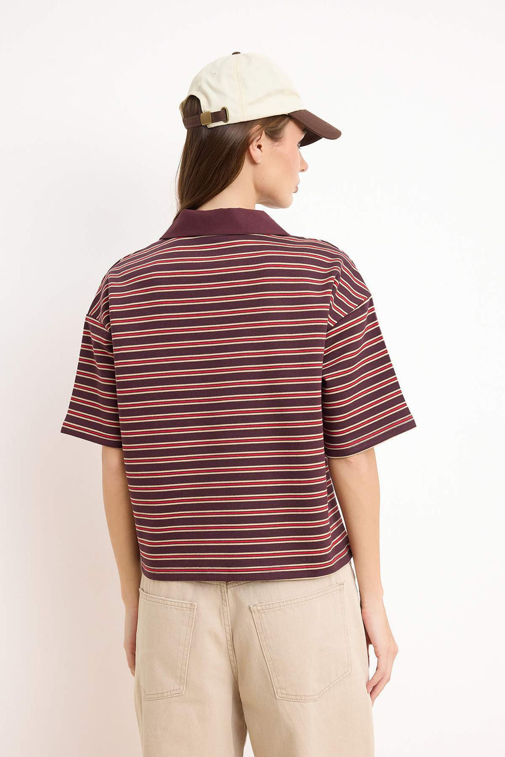 Bordo Cizgili Oversize Kal?p Polo Yaka Dokuma Detayl? Tok Interlok Orme T-Shirt TWOSS26TS00030