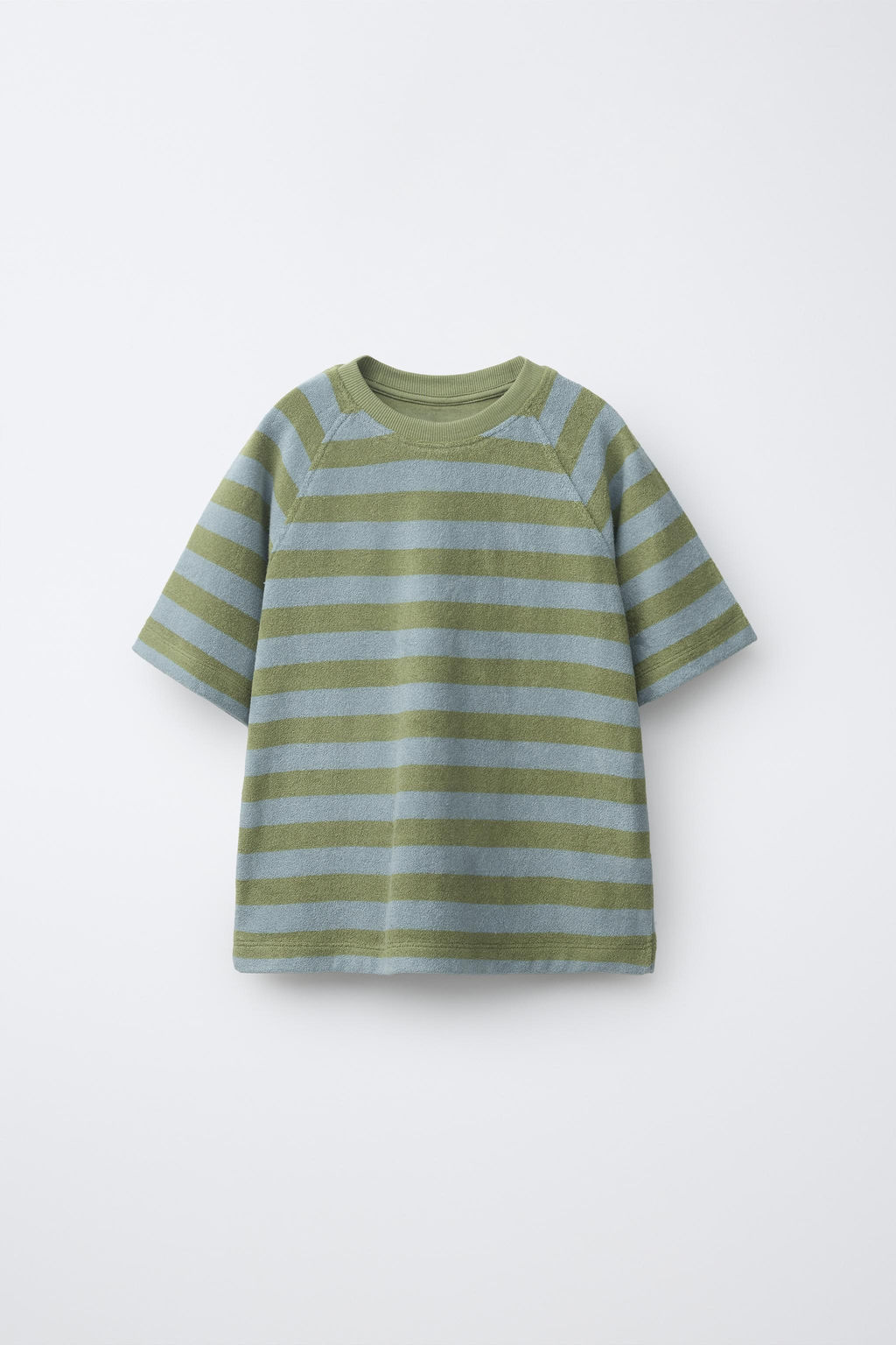 CONJUNTO CAMISETA Y BERMUDA RAYAS EFECTO TOALLA / varios