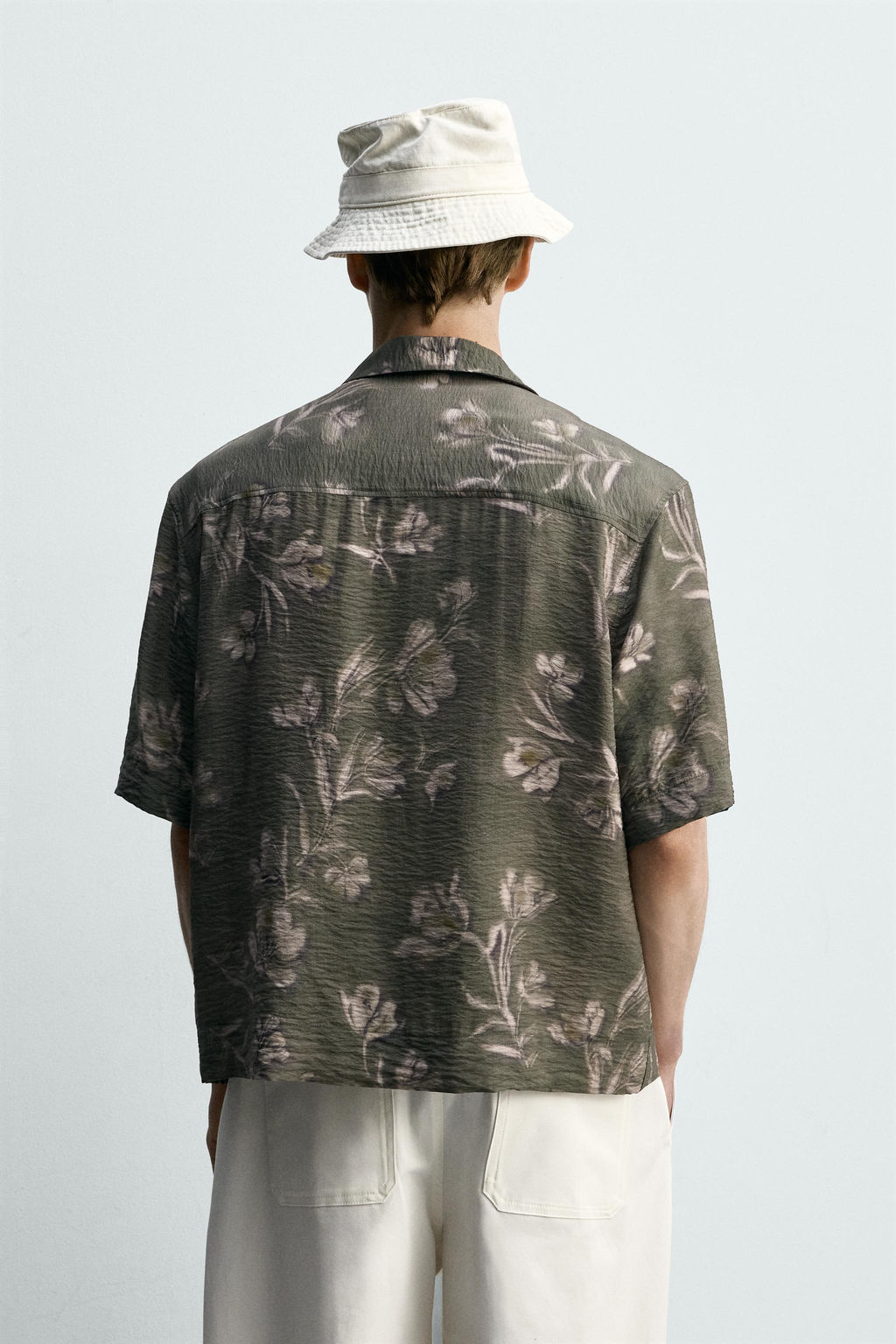 CAMISA RELAXED FIT ESTAMPADO FLORAL / Gris - Zara фото 3
