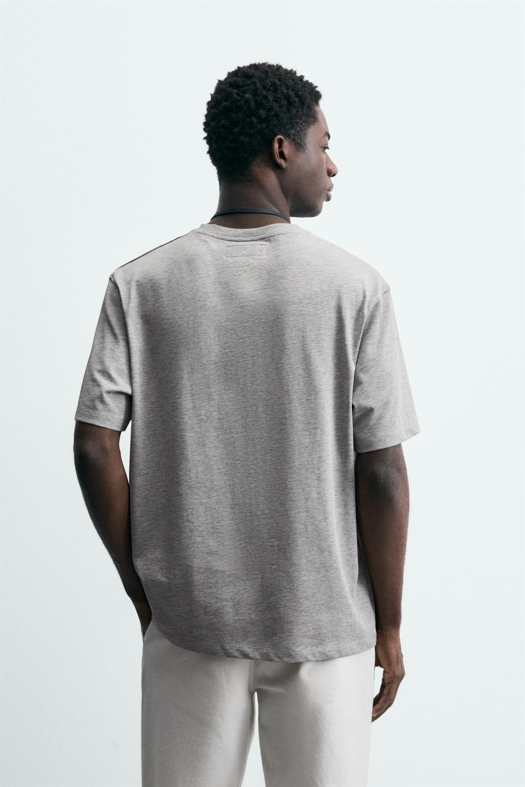 CAMISETA MEDIUM WEIGHT MANGA CORTA / Gris vigor? - Zara фото 3