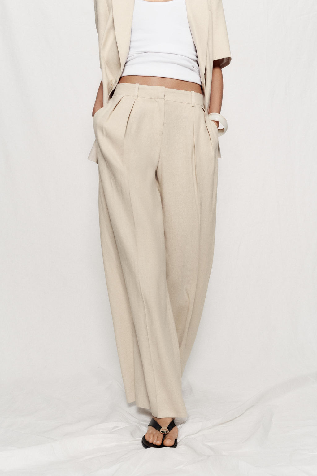PANTAL?N ANCHO CON LINO / Beige claro - Zara фото 2