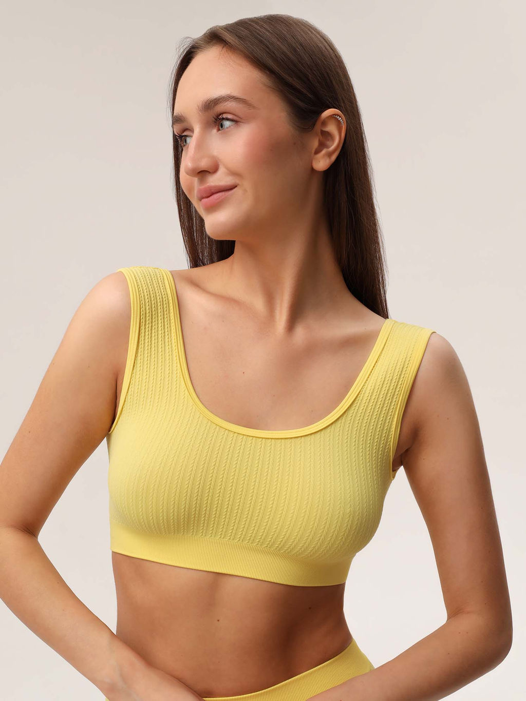 Топ на широких бретелях с плетением косичка HOME COLLECTION - My фото 9