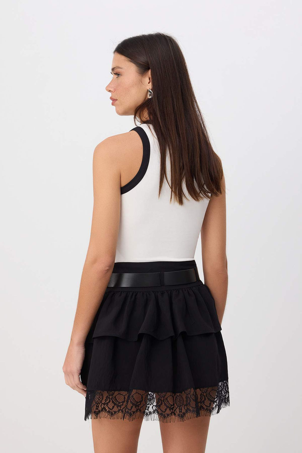 Siyah Etekucu Dantelli Kemerli Mini Etek TWOSS26ET00233 - Trendyolmilla фото 4