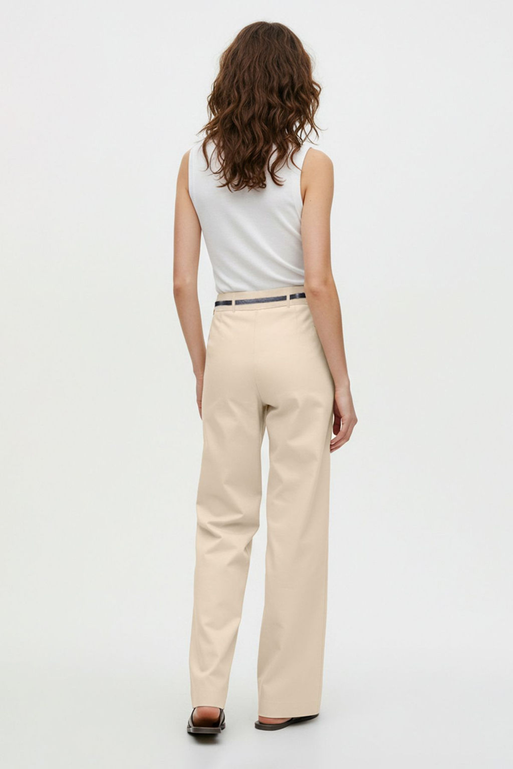 TRENDYOLMILLA Beyaz Kemerli Pamuklu Dokuma Pantolon TWOSS25PL00024  фото 12