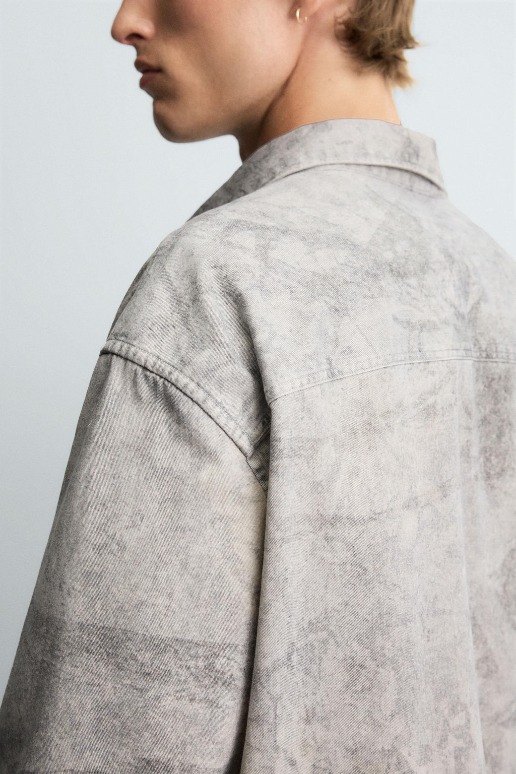 RELAXED FIT ABSTRACT PRINT SHIRT - Zara фото 6