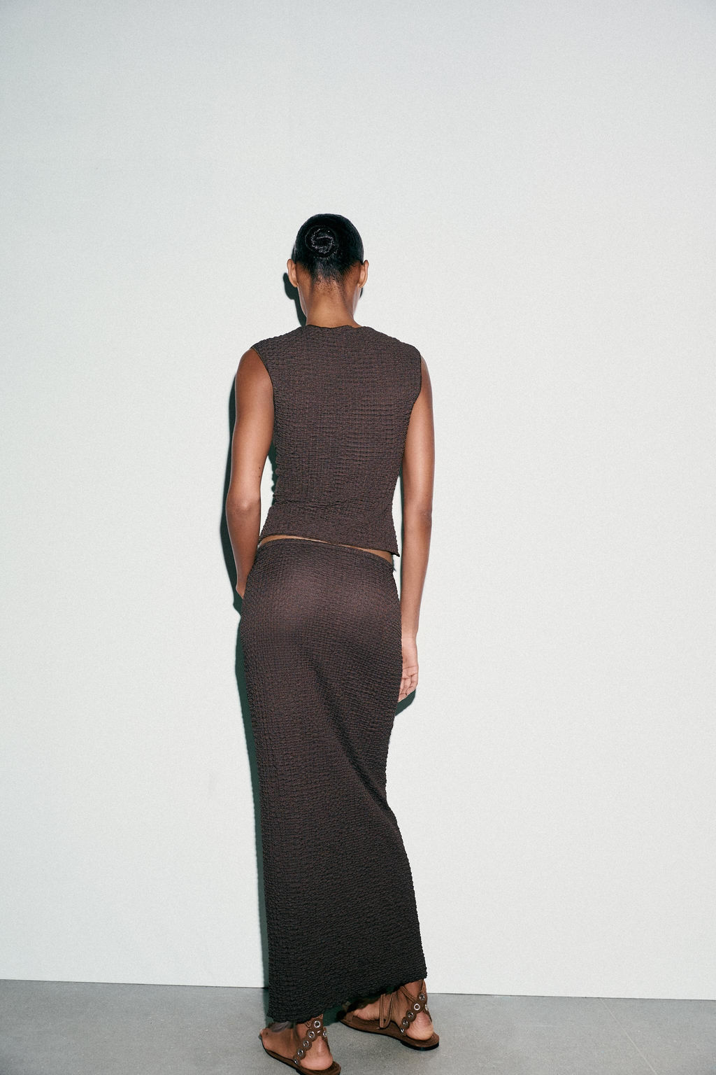 TEXTURED MIDI SKIRT - Zara фото 12