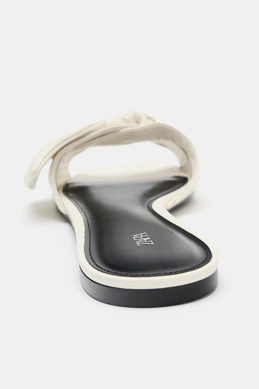 SANDALIA PLANA LAZO PIEL / Blanco Crudo - Zara фото 6