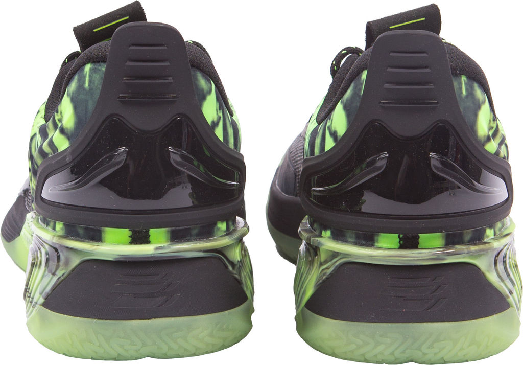 Кроссовки мужские