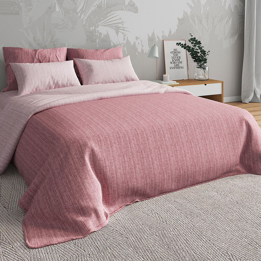 Постельное белье, комплект 1,5 спальный "Коралловое облако", 4 предмета: пододеяльник 145х215см на кнопках, простыня 150х220см, 2 наволочки 70х70см с клапаном-запахом, перкаль 115г/м2, хлопок 100%, упаковка "классическая" ПВХ 32х41см, "Домашняя мода"