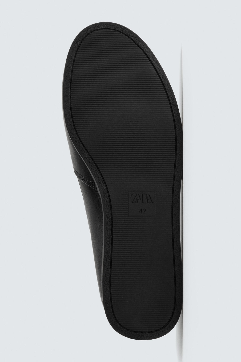 MOCAS?N PIEL / Negro - Zara фото 4